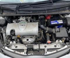 2016 Toyota vitz